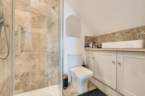Annexe bathroom
