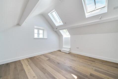 Bedroom 3/Study