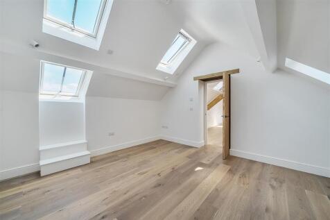 Bedroom 3/Study