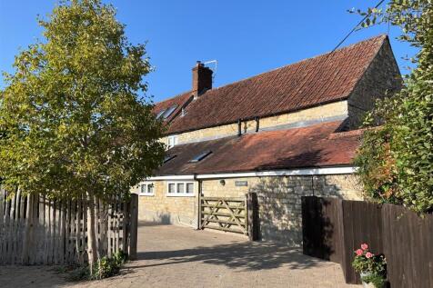 Driveway / entrance