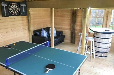 games room lodge.jpg