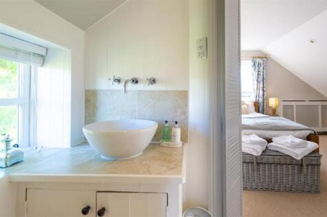 Bridge Ensuite Sink_Bed-MulfordHouse-99.jpg