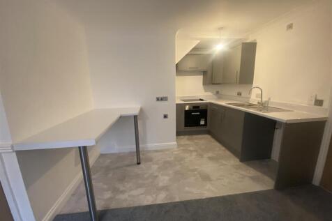 Kitchen Breakfast Bar