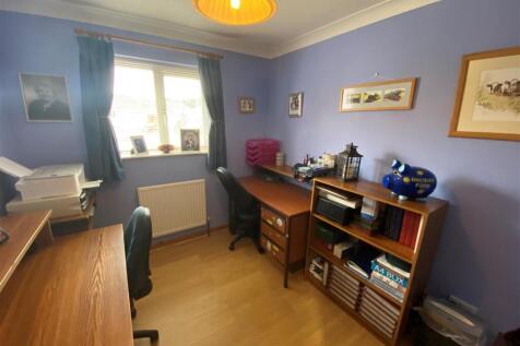 Bedroom/Study