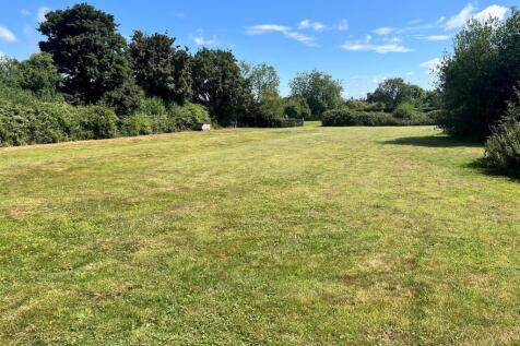 Plot 2 paddock.jpg