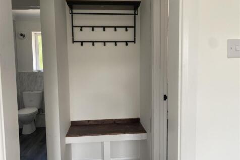 Coat &amp; Shoe storage
