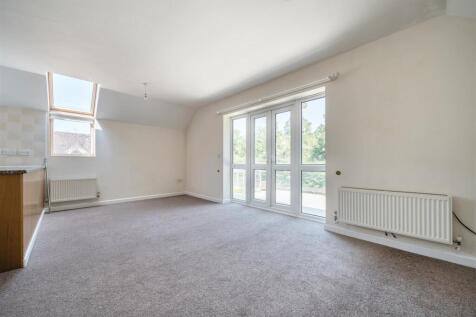 Sitting room area.jpg
