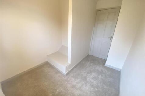 Small Bedroom/Office