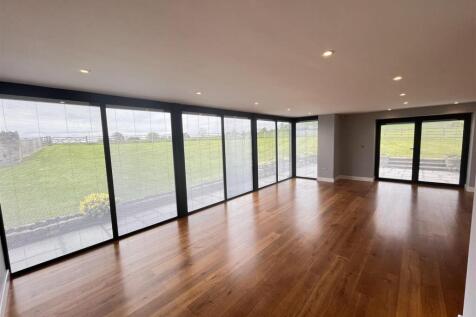 Open Plan kitchen/Lounge/Dining