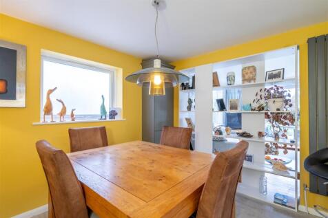 Dining Room.jpg