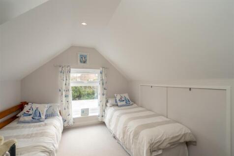 Bedroom 3.jpg