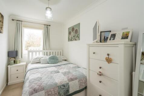 Bedroom 2.jpg