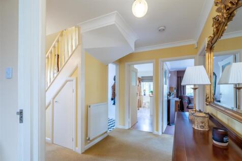 Hallway.jpg