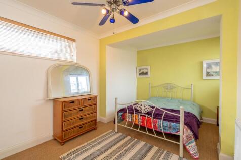Bedroom 2.jpg