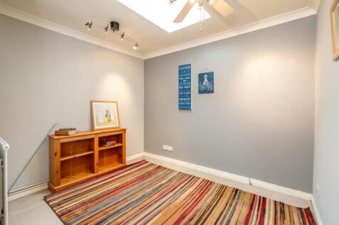 Bedroom 3.jpg