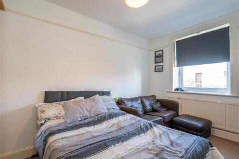 Bedroom 2.jpg