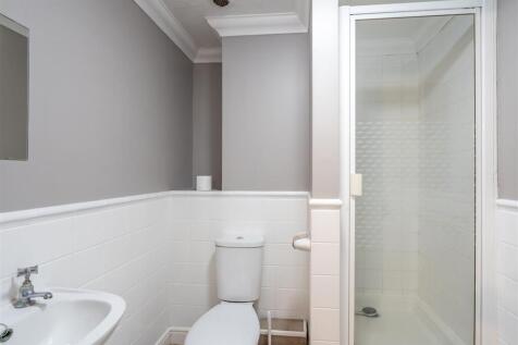 Shower Room.jpg