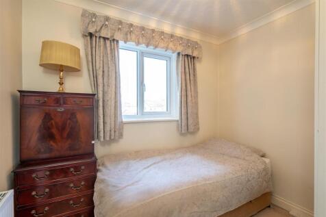 Bedroom 2.jpg