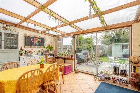 Garden Room.jpg
