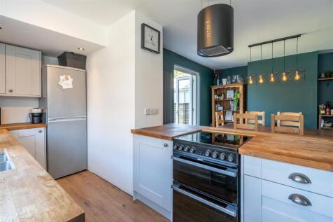 Kitchen.jpg