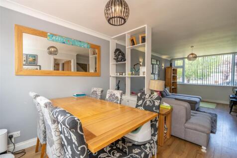 Dining Room.jpg