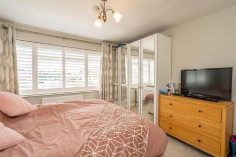 Bedroom 2.jpg