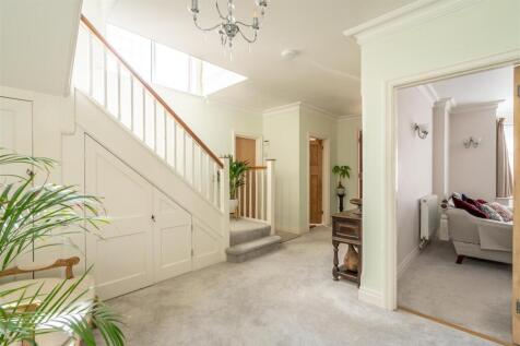 Entrance Hall.jpg