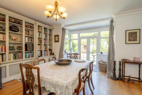 Dining Room (2).jpg