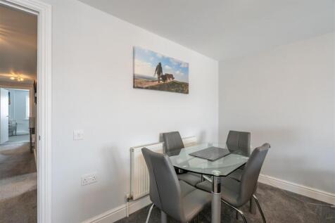 Dining Area.jpg