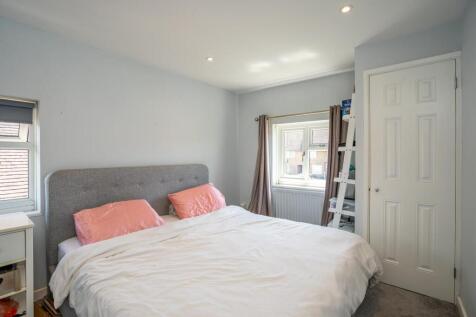 3 Bedroom 1.jpg