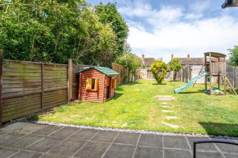 Rear Garden 2.jpg