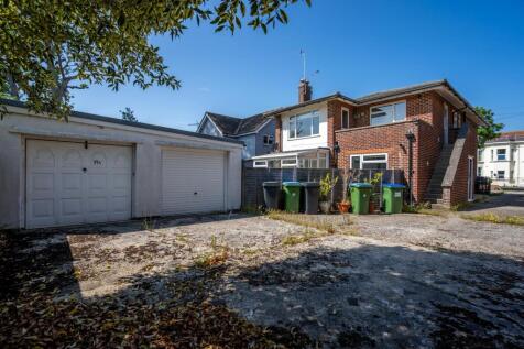 Driveway and Garage.jpg
