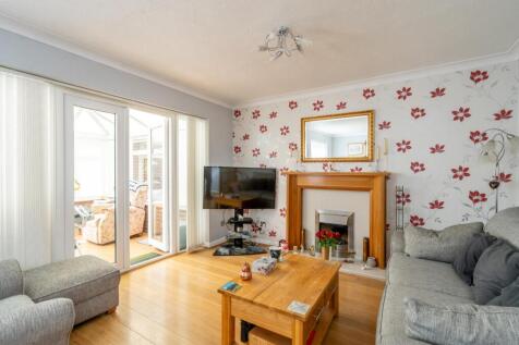 Sitting Room.jpg