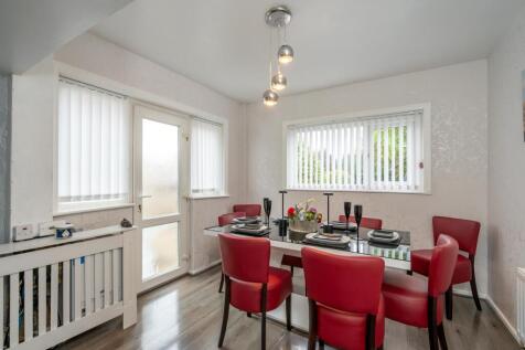 Dining Room.jpg