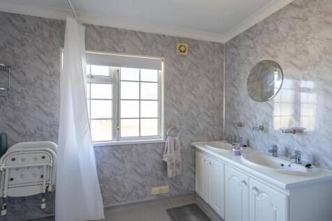 Wet Room.jpg