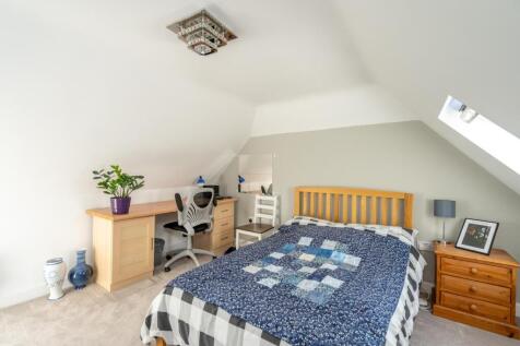 Bedroom 4.jpg