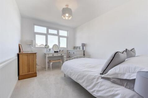 Bedroom 3.jpg