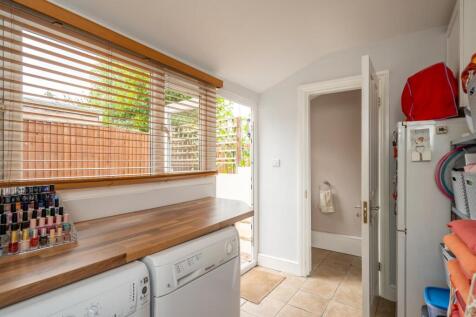 Utility Room.jpg