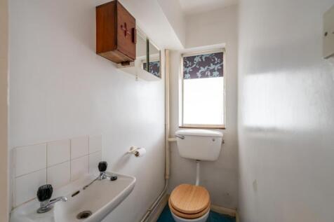Cloakroom.jpg