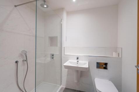 Shower Room.jpg