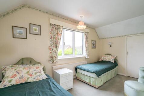 Bedroom 2.jpg