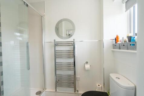 Shower Room.jpg
