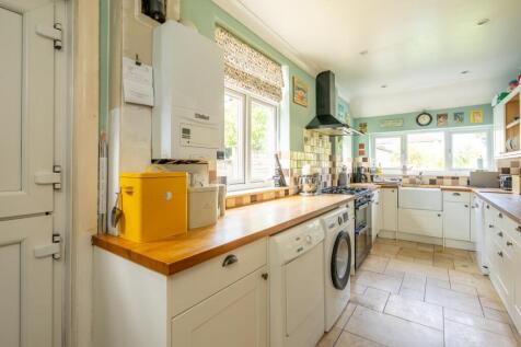 Kitchen.jpg