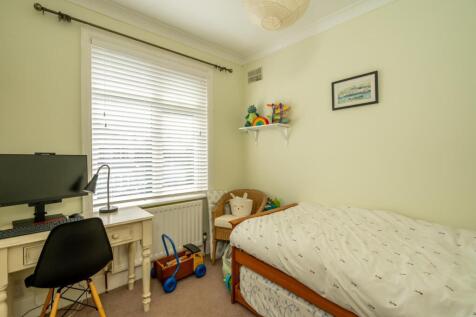 Bedroom 3.jpg
