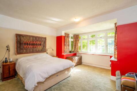 Ground Floor Bedroom.jpg