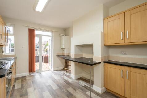 Kitchen Breakfast Room (2).jpg