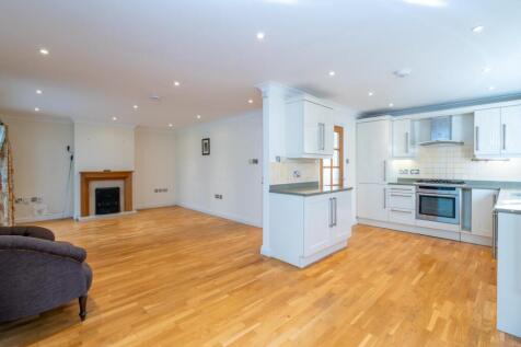 Lounge, Diner and Kitchen.jpg