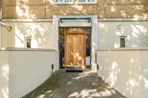 Entrance to Apartments