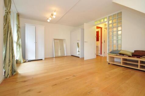 Reception Room (shot 2)
