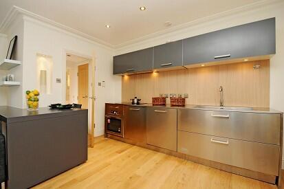 Modern Kitchen (shot 1)